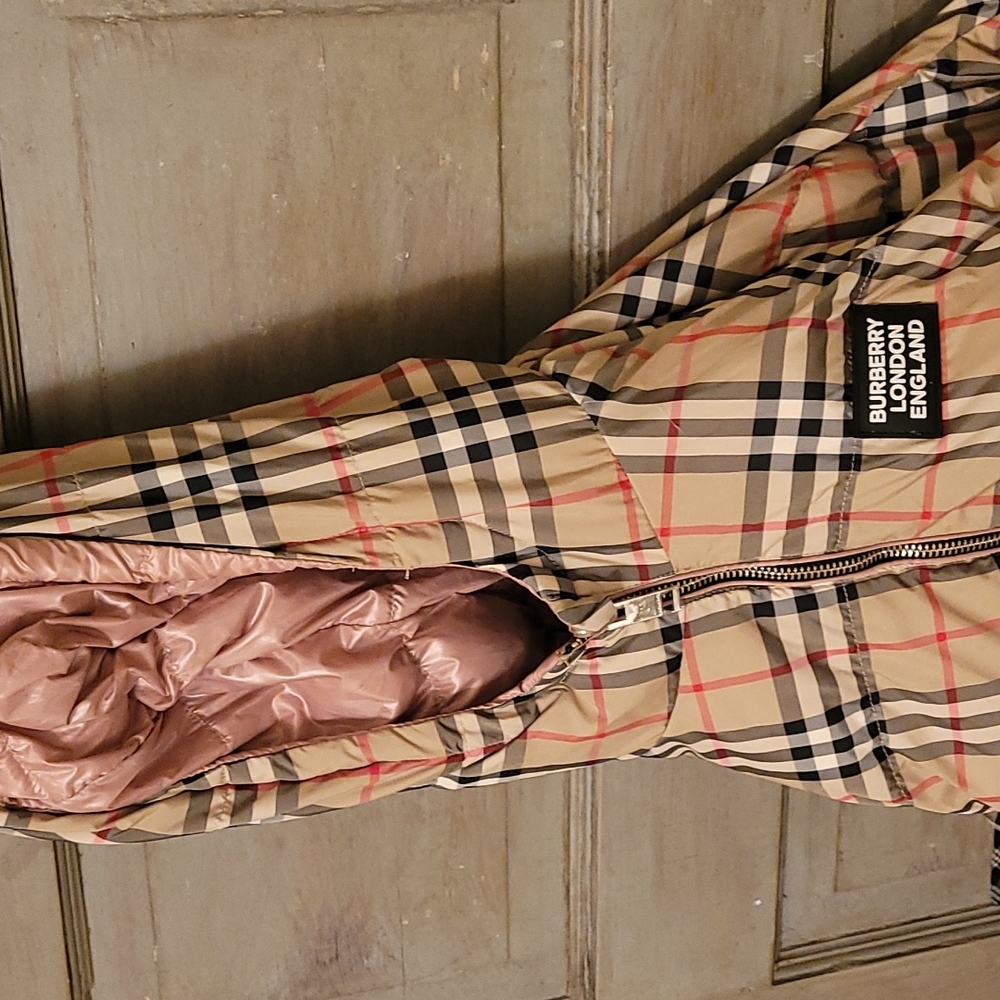 Burberry jacket - Picture 9 of 9